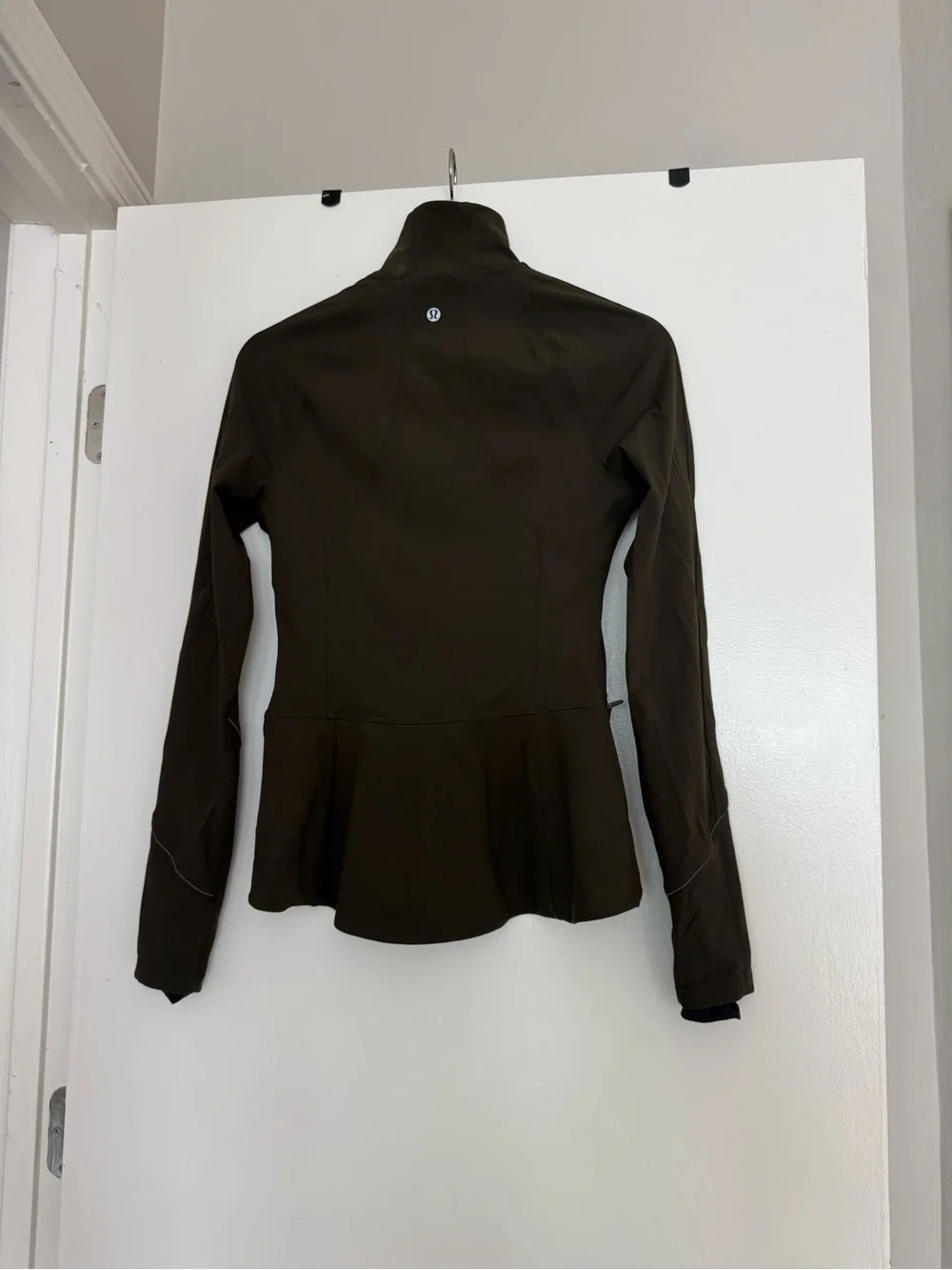 Lululemon Gait Keeper Jacket in Dark Olive
